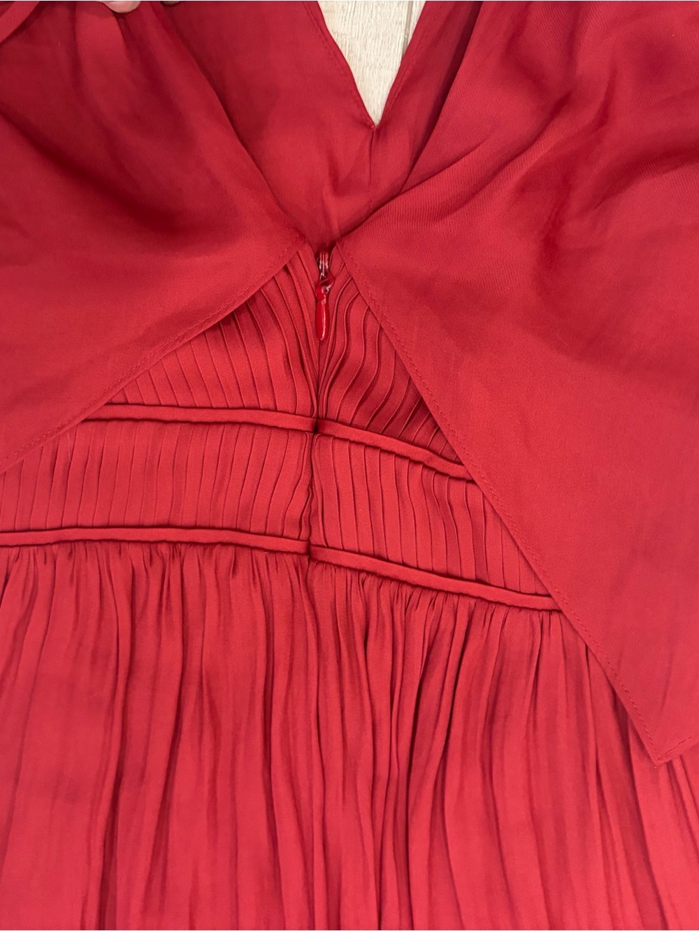 Halston Heritage Red Pleated V-Neck Midi Dress - Picture 5 of 7